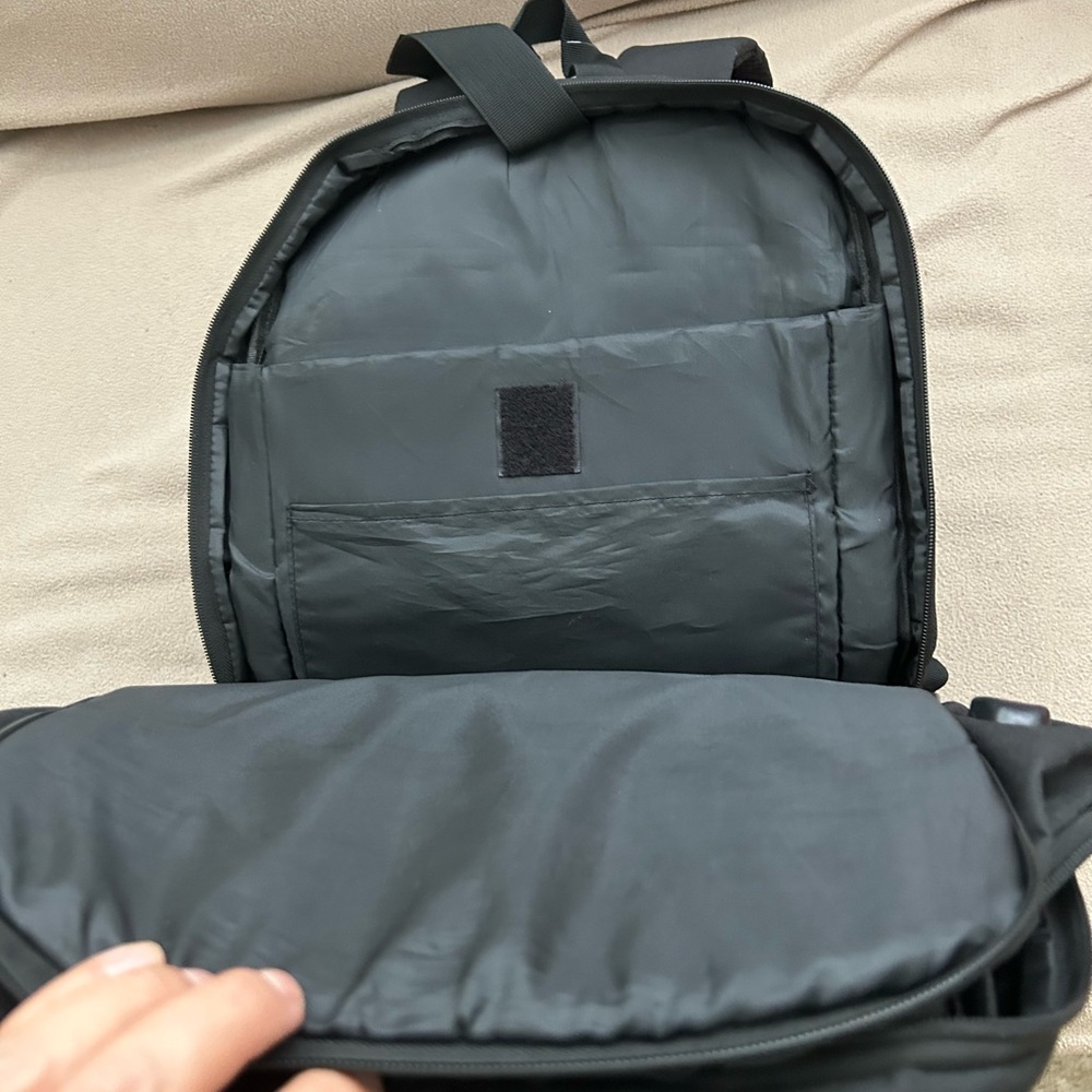 Monsdle backpack - Picture 2 of 4